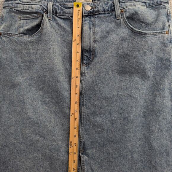 Universal Thread Women's High-Rise Front Slit Denim Maxi Skirt Size 20 - Picture 5 of 11